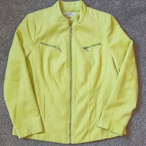 Tan Jay Size 8 Zip Up Jacket‎